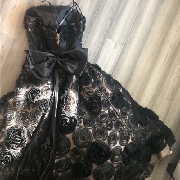 Sherri Hill ball gown - Picture 2 of 2